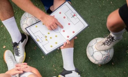 Strategi Tim Sepak Bola Modern: Kunci Kemenangan Di Lapangan