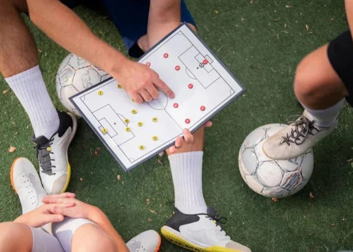 Strategi Tim Sepak Bola Modern: Kunci Kemenangan Di Lapangan