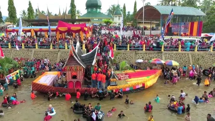Tradisi Unik Menjelang Hari Besar Di Indonesia