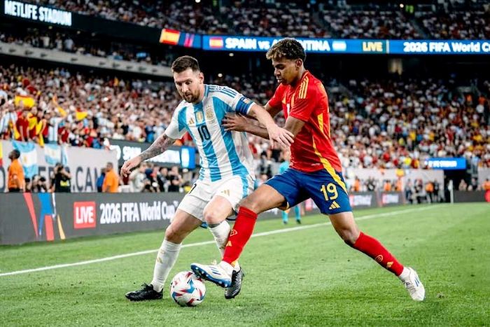 Kompetisi Sepak Bola Terus Menghadirkan Pertandingan Menarik